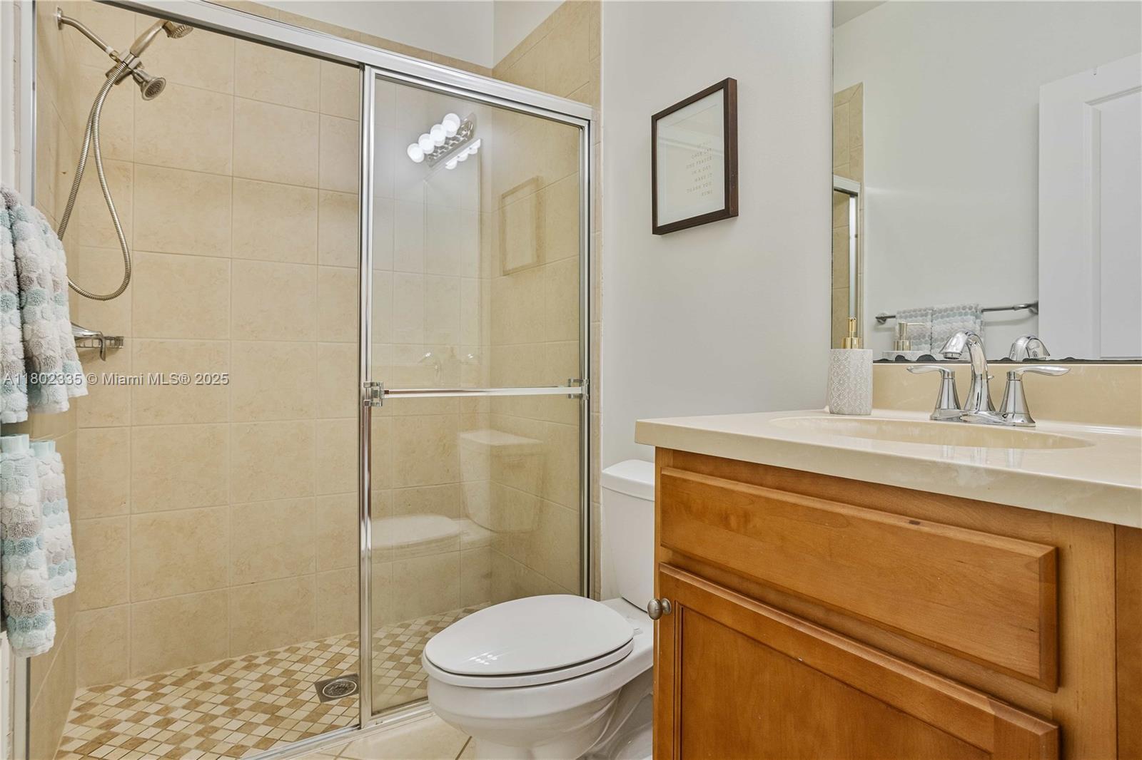 Building Photo - 4023 Cascada Cir