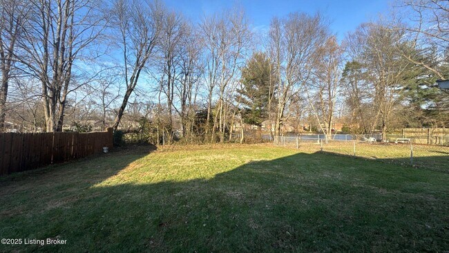 Building Photo - 3905 Handley Ave