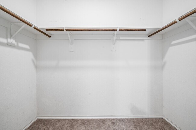 Building Photo - 5742 Pampus Prairie Rd