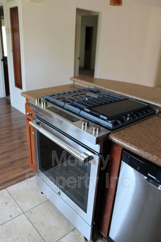 Building Photo - 4090 Falcon St