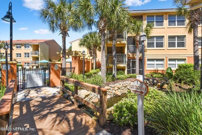 Building Photo - 201 25th Ave S