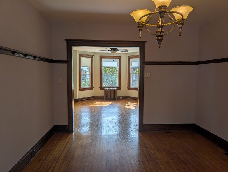 Building Photo - 3630 Warder St NW