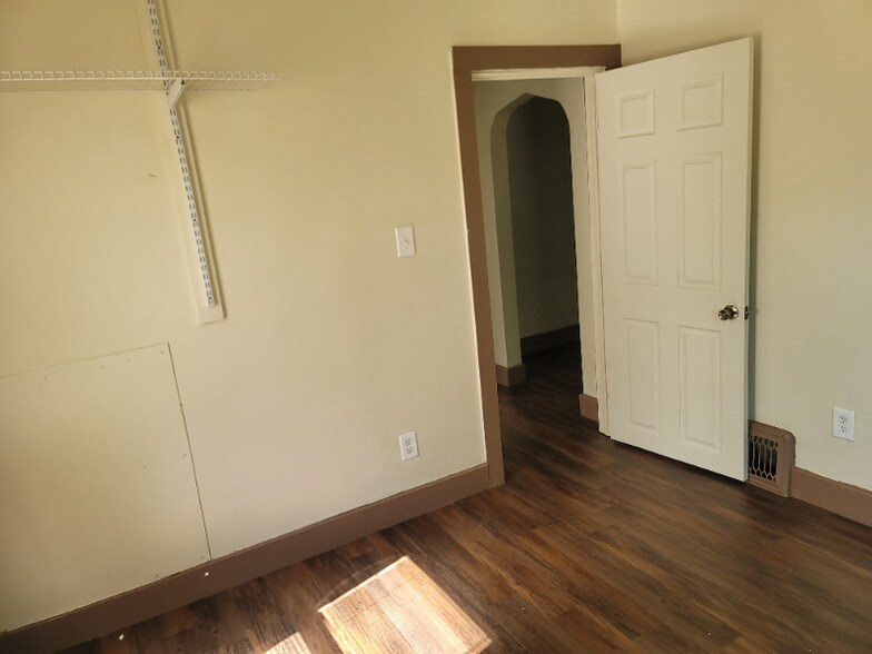 Building Photo - 2027 Hatch Ave