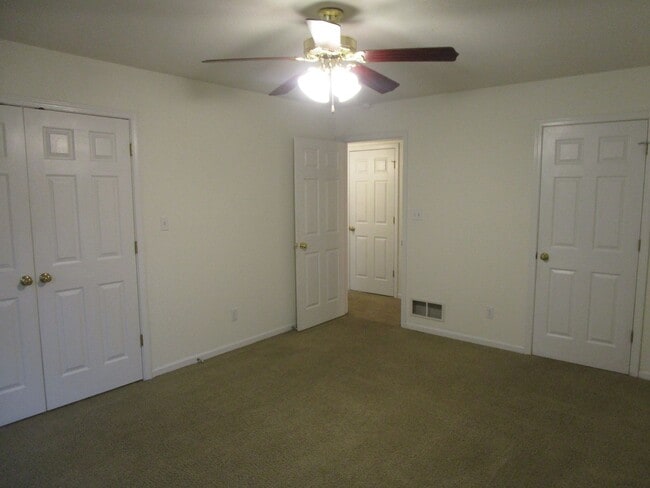 Building Photo - 1616-1618-1618 Juniper Dr