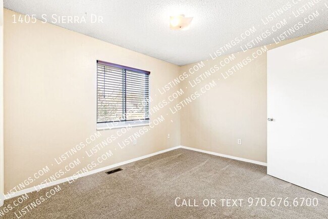 Building Photo - 1405 S Sierra Dr