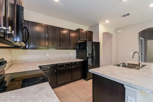 Building Photo - 5366 Preston Bentley Dr