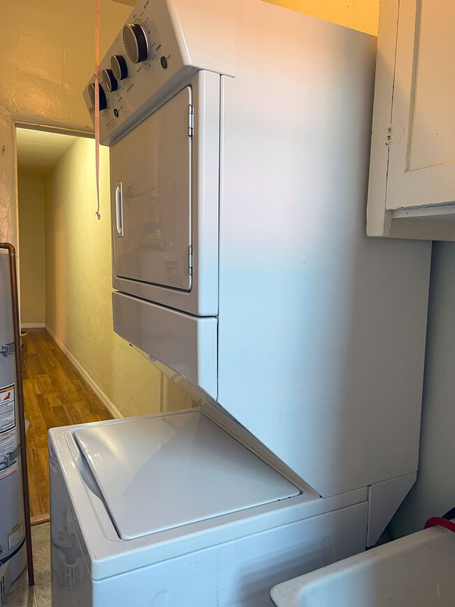 Your Own "Laundry Room" with stackable washer dryer - 4015 Edenhurst Ave