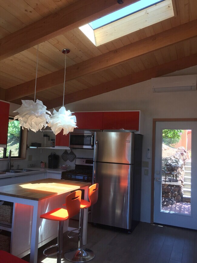 Building Photo - 3900 Paso Oro Verde