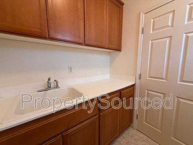 Building Photo - 2099 Frank Blondin Ln