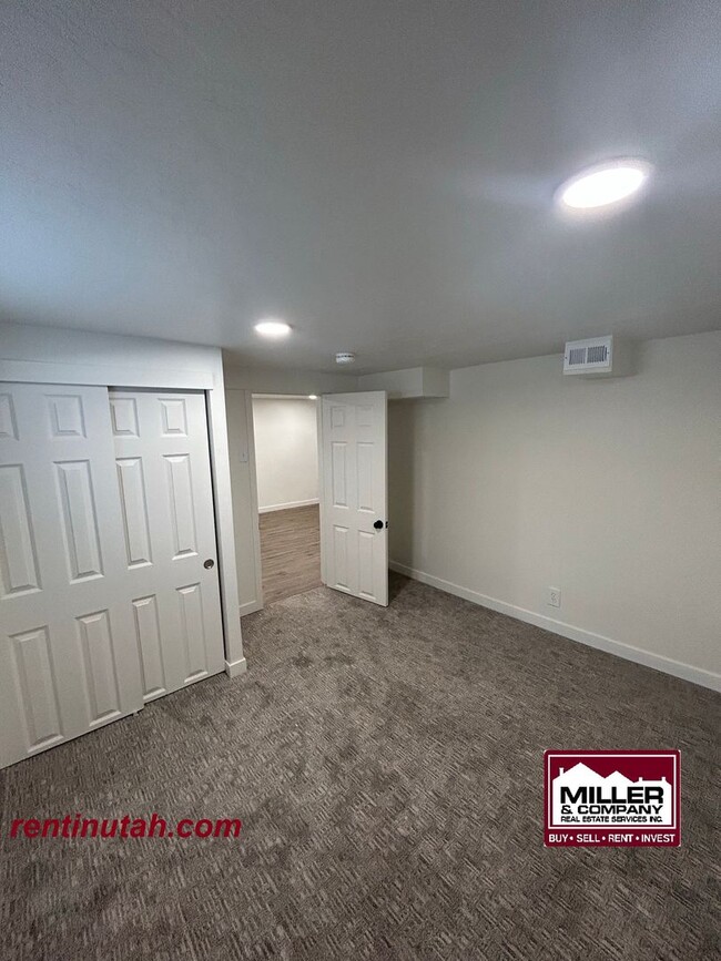 Building Photo - Beautifully Remodeled Mother-in-law Apt. i...