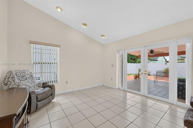 Building Photo - 13440 SW 28th St