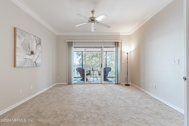 Building Photo - 2099 Winterbourne W