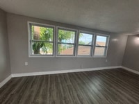 Building Photo - 1064 N Tamiami Trl