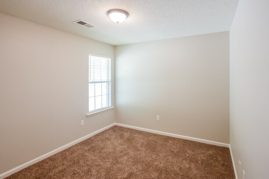 Building Photo - 5639 Camden Cove