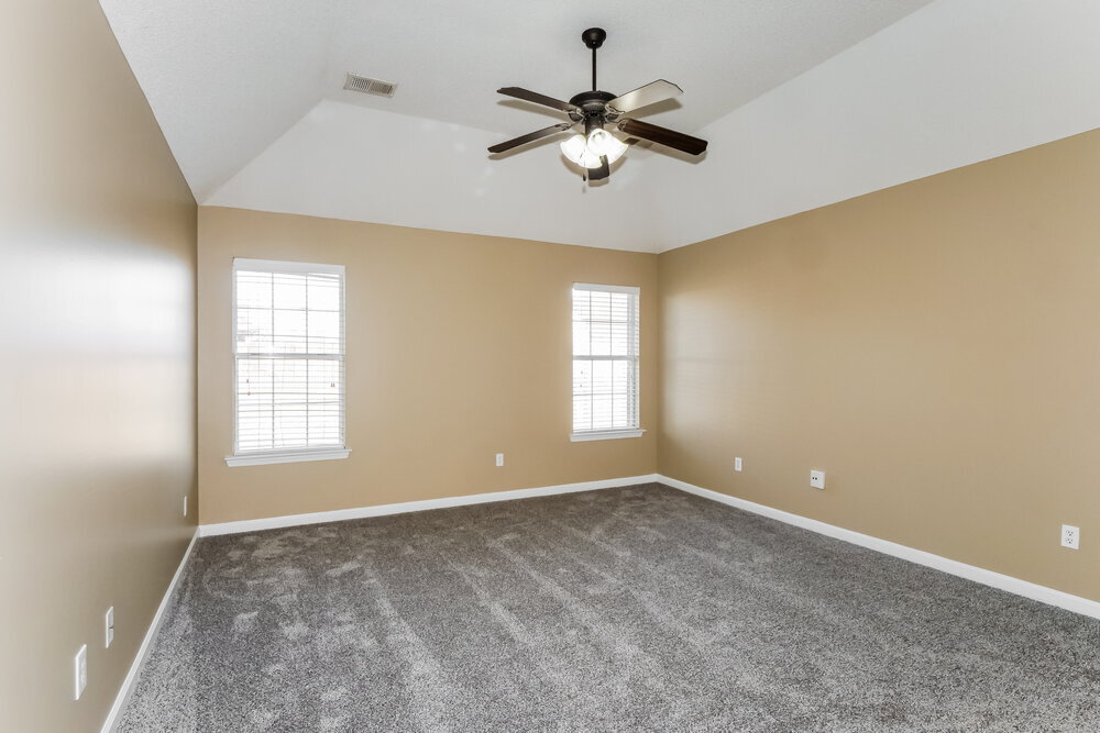 Building Photo - 6776 Anna May Dr