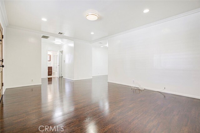 Building Photo - 12156 Vanowen St