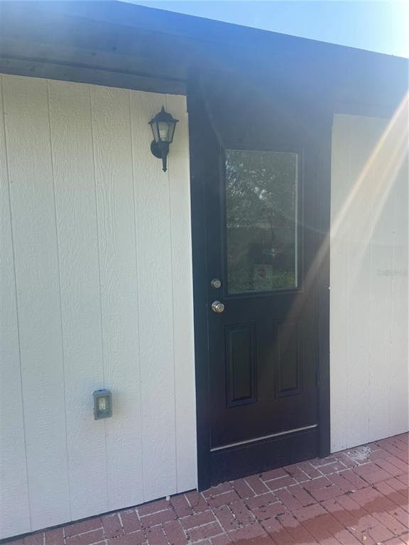 Building Photo - 7020 Baywood Dr