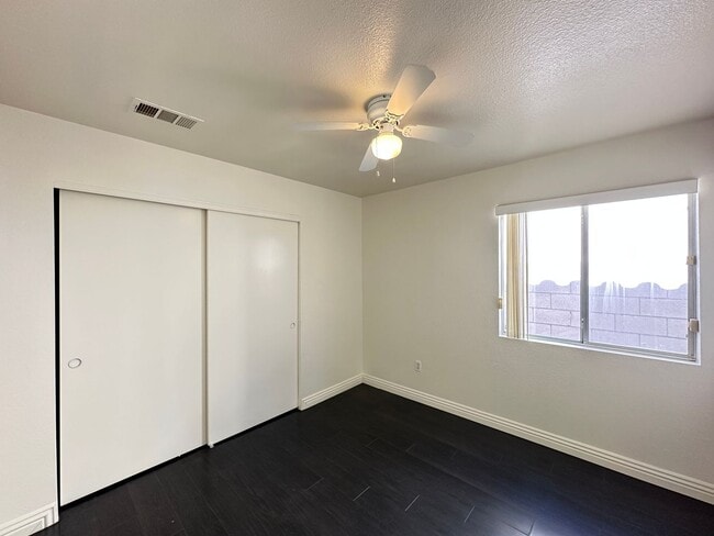 Building Photo - TIMBER CREEK