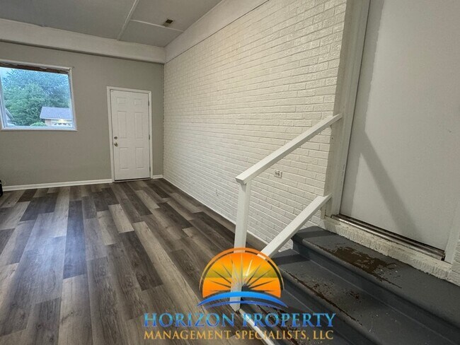 Building Photo - Newly Renovated Four Bedroom House in NW H...