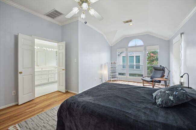 Building Photo - 1522 Castle Ct