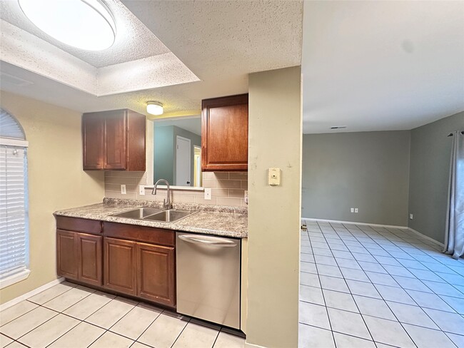 Building Photo - 1713 Mermaid Dr