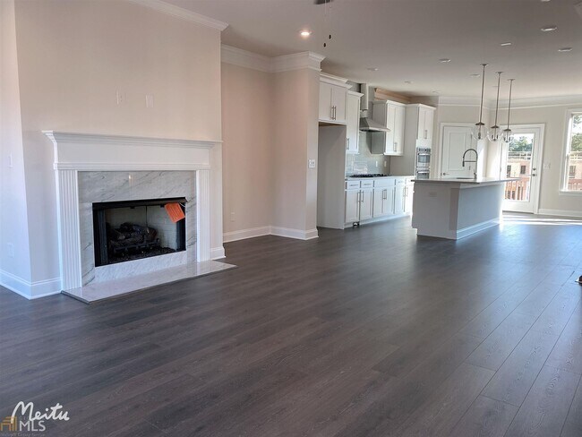 Building Photo - 1395 Live Oak Lane