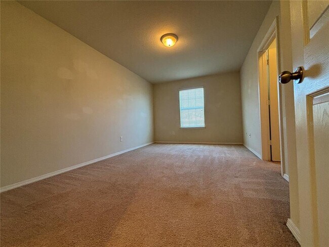 Building Photo - 4912 White Sanderling Ct