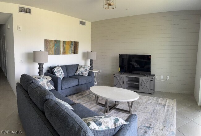 Building Photo - 18461 Copperhead Dr