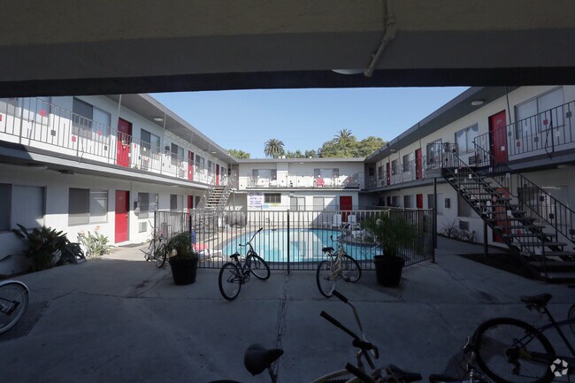 Building Photo - The Caribean Apartments