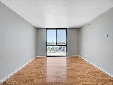 Building Photo - 3930 University Center Dr