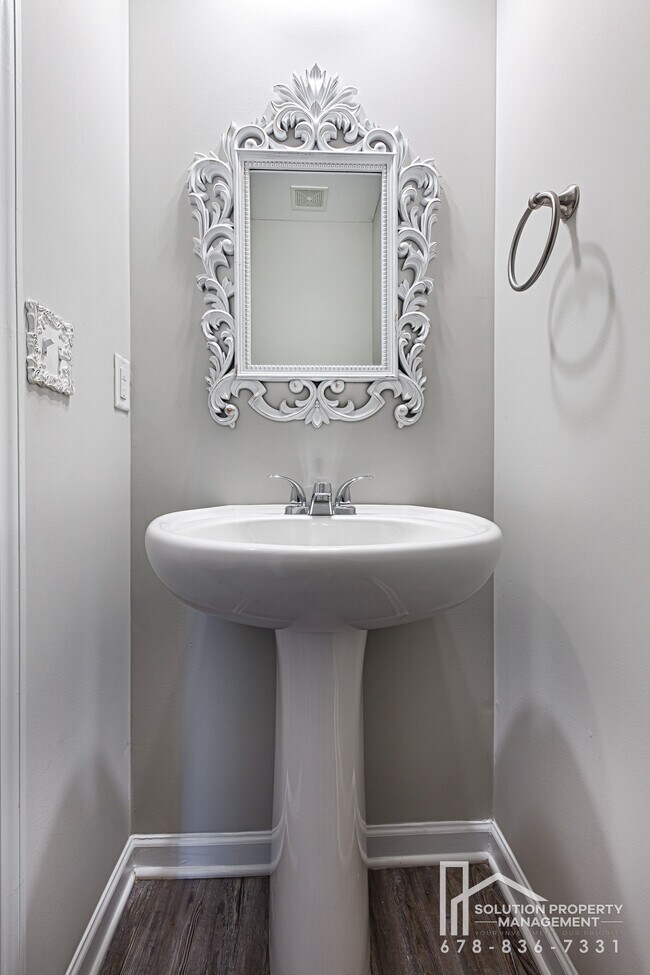 Building Photo - 35 Ginger Ct