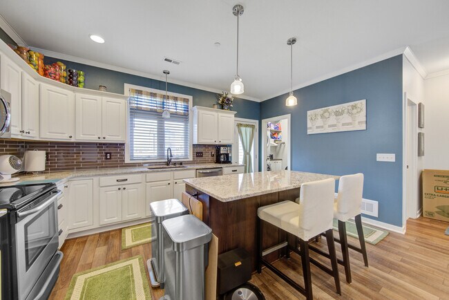 Eat in kitchen - 2163 Rolling Green Ln