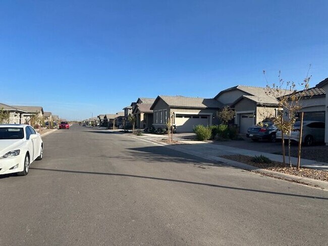 Building Photo - For Lease Now-$2,700 Built in 2023 beautif...