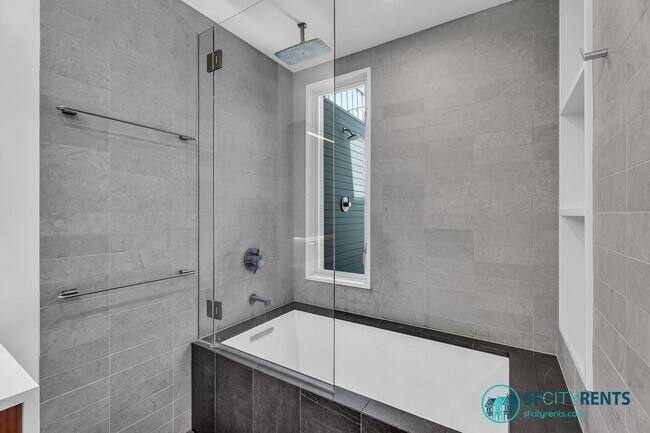 Building Photo - Bernal Heights: Remodeled Single Family Home w/ Views, Hot Tub & Solar Panels