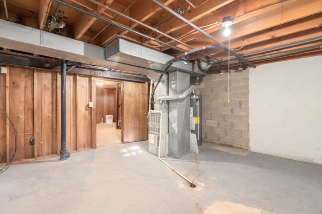Building Photo - 4838 Dierker Rd