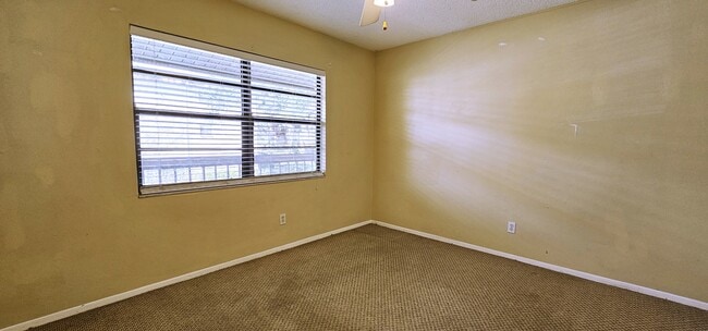 Building Photo - 3036 Eastland Blvd