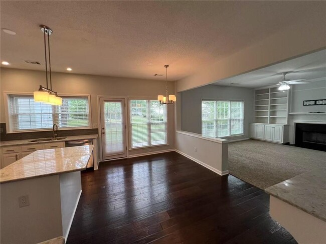 Building Photo - 230 Ascalon Ct