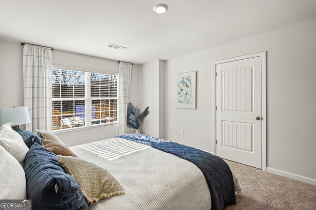 Building Photo - 3 Silverbell Ln NW