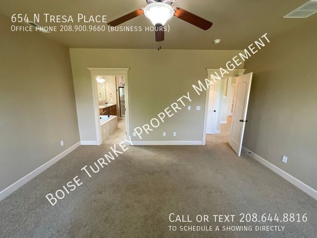 Building Photo - 654 N Tresa Pl