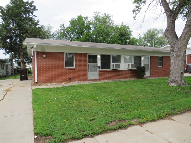 Building Photo - Ervin St