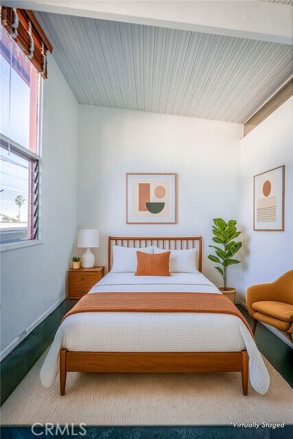 Building Photo - 1400 Hayworth Ave