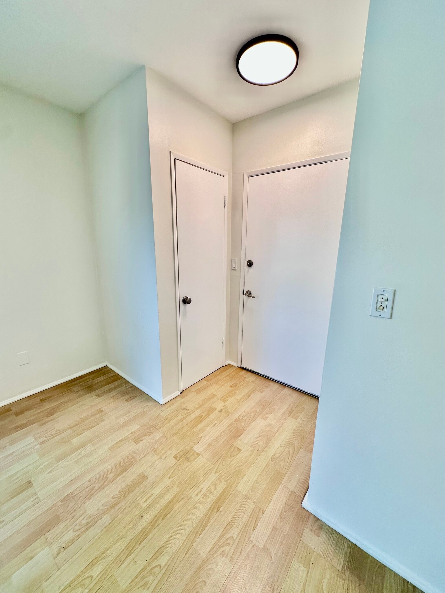 Building Photo - 1601 S Shenandoah St