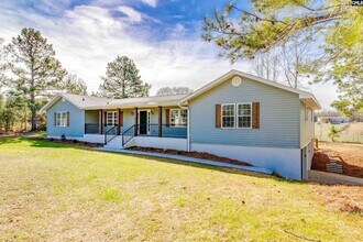 Building Photo - 1300 Woodvalley Rd