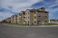Building Photo - 426 W 200 N St