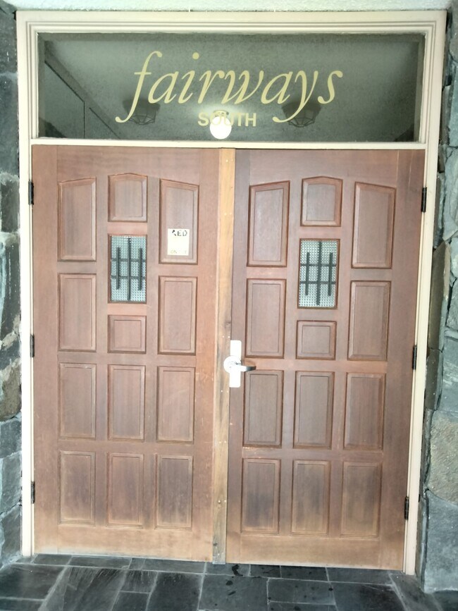 front door - 300 NE 14th Ave