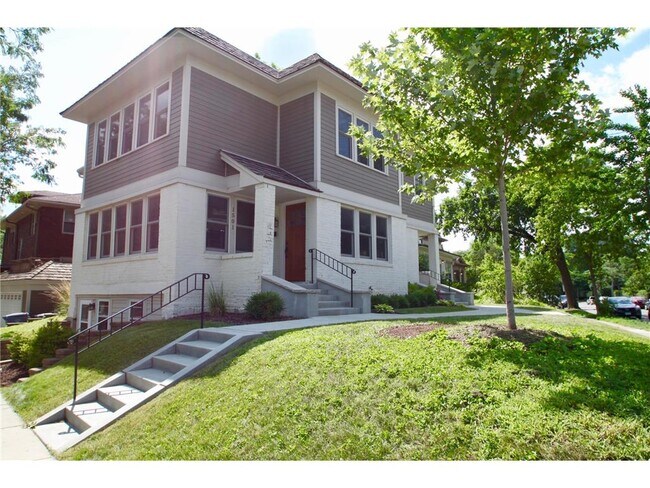 Primary Photo - 1501 W 28th St