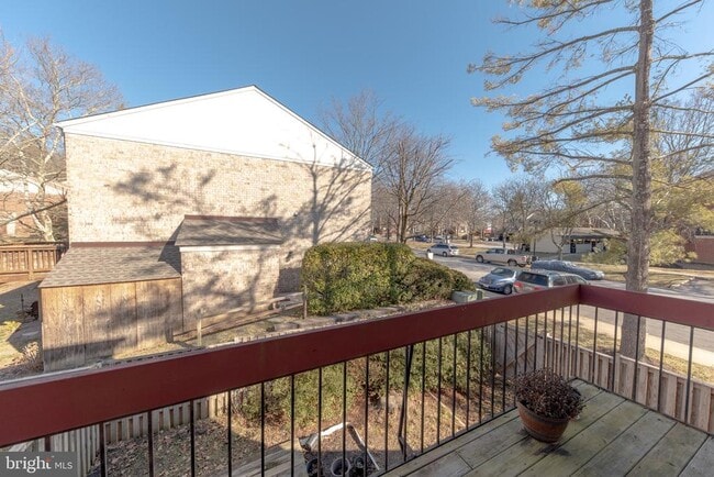 Building Photo - 10742 Cordage Walk