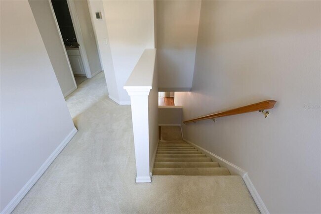 Building Photo - 611 Spring Lake Cir