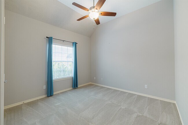 Building Photo - 11102 Dawson Springs Dr