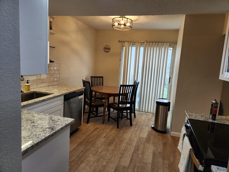 Building Photo - 791 Assisi Ln